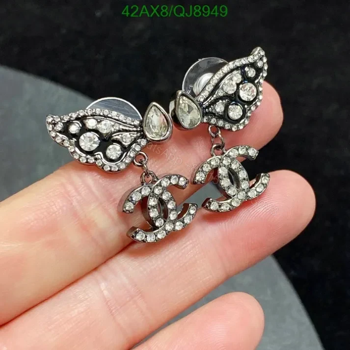 View 2 of Elegant Chanel-Inspired 925 Silver Earrings QJ8949 for Women