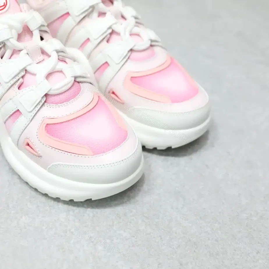 View 6 of LV ARCHLIGHT SNEAKER – LSVM003
