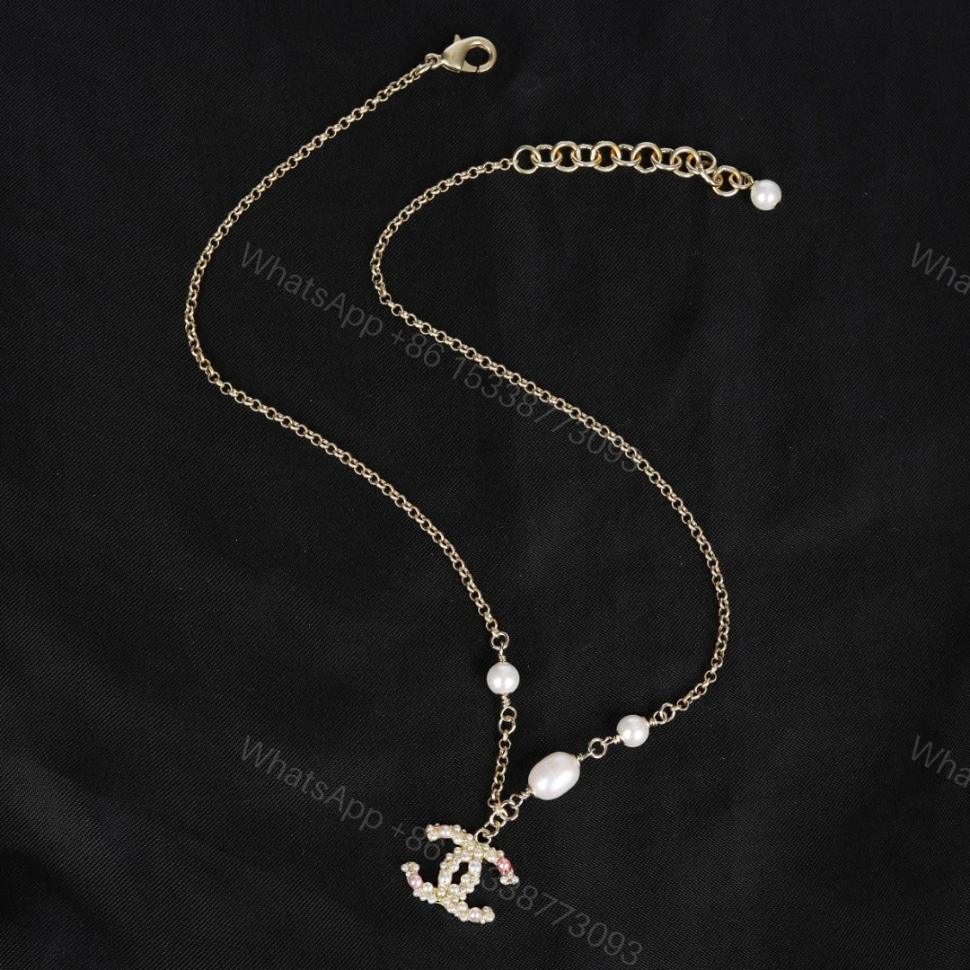 View 2 of EN – Lux Necklace CHL041