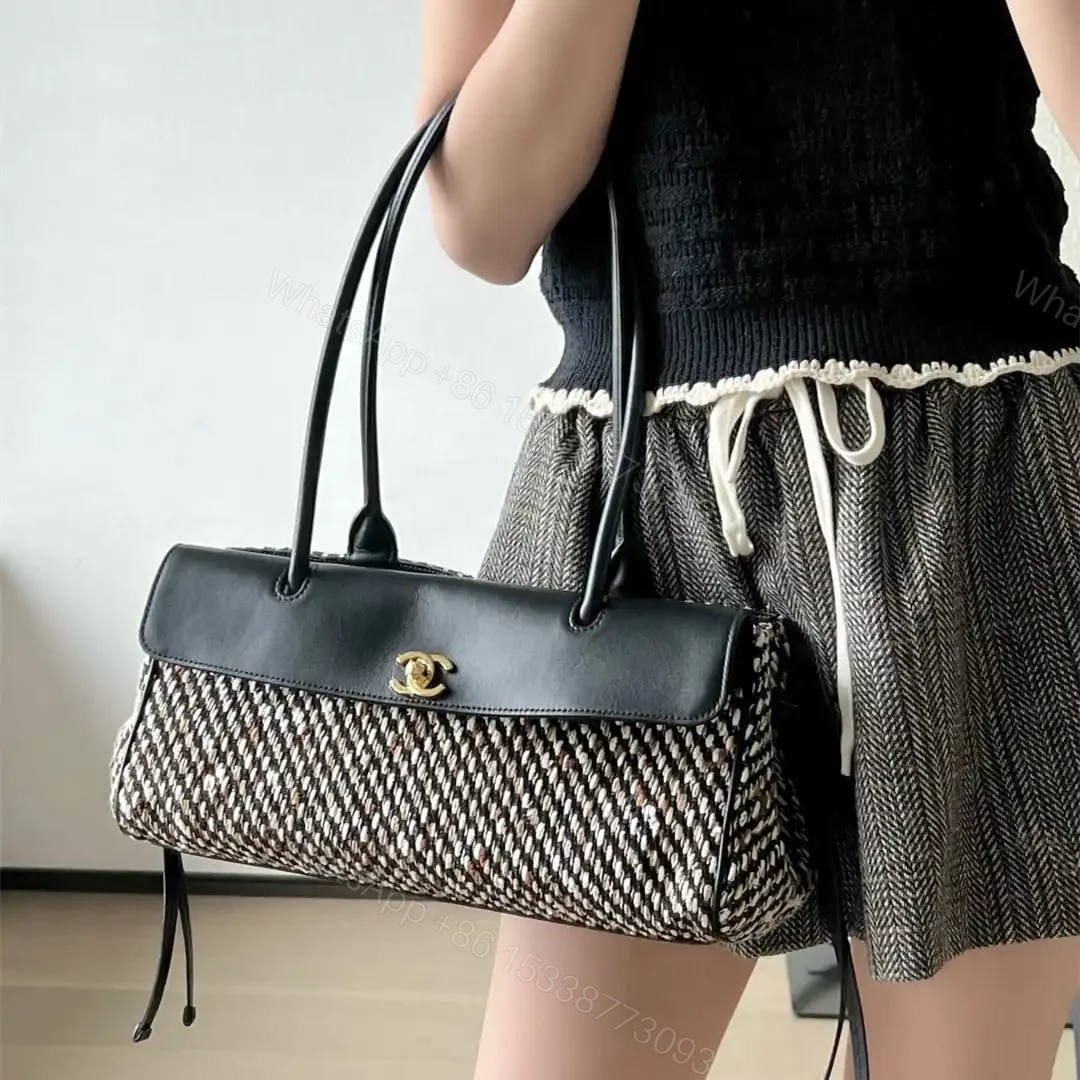 View 18 of 高仿Chanel*26S系列AS6288軟呢拼皮單肩包免檢版