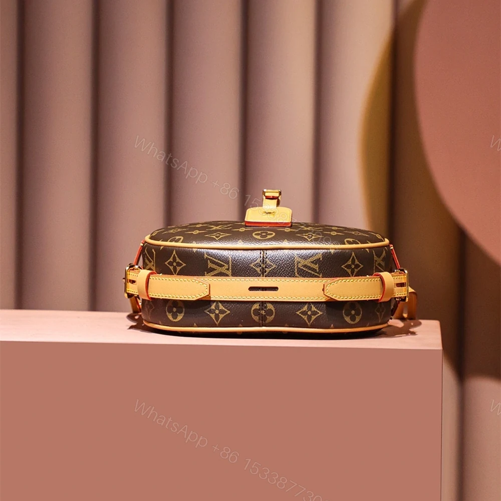 View 9 of 香港復刻LV圓餅包經典老花正品級別免檢版