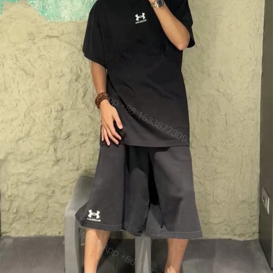 View 15 of 高仿Balenciaga聯名UnderArmour系列SS25款短褲黑色