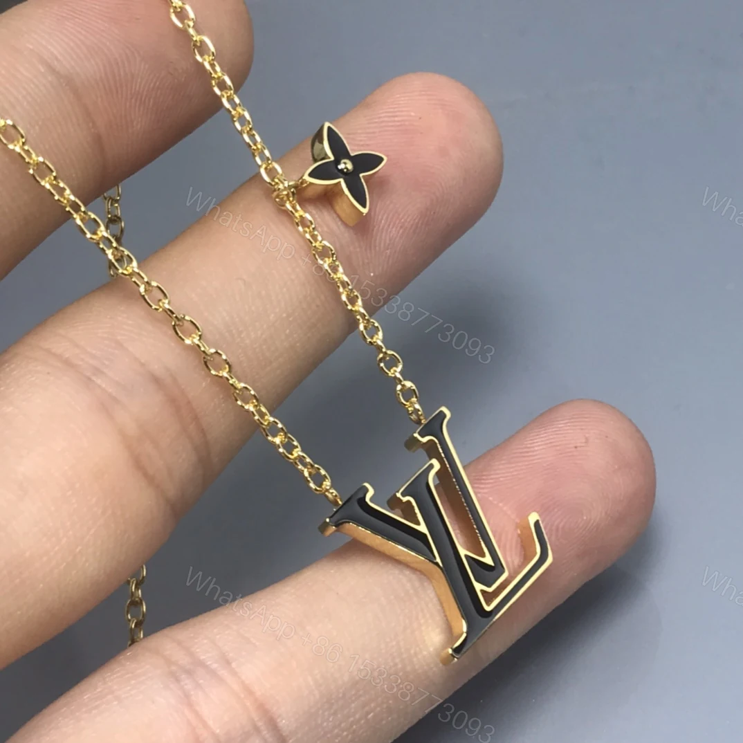 View 2 of EN – Lux LV Necklaces 025