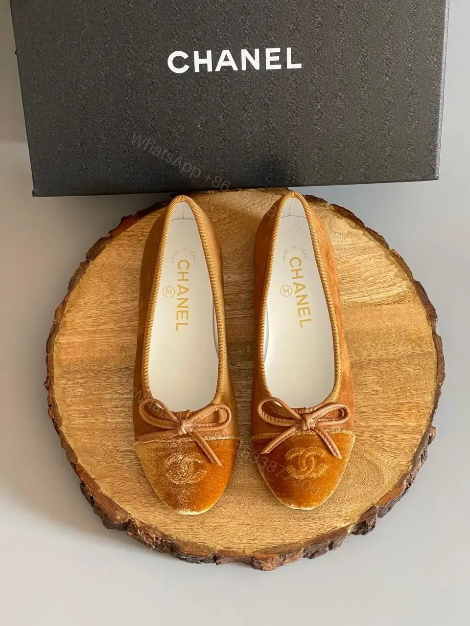 CHANEL — view 1
