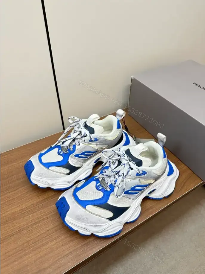 View 2 of BALENCIAGA CARGO SNEAKER – BB240