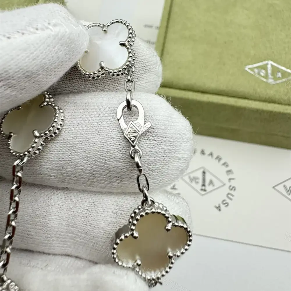 View 9 of 高仿首飾VanCleef&Arpels*RF48400貝母白金手鏈