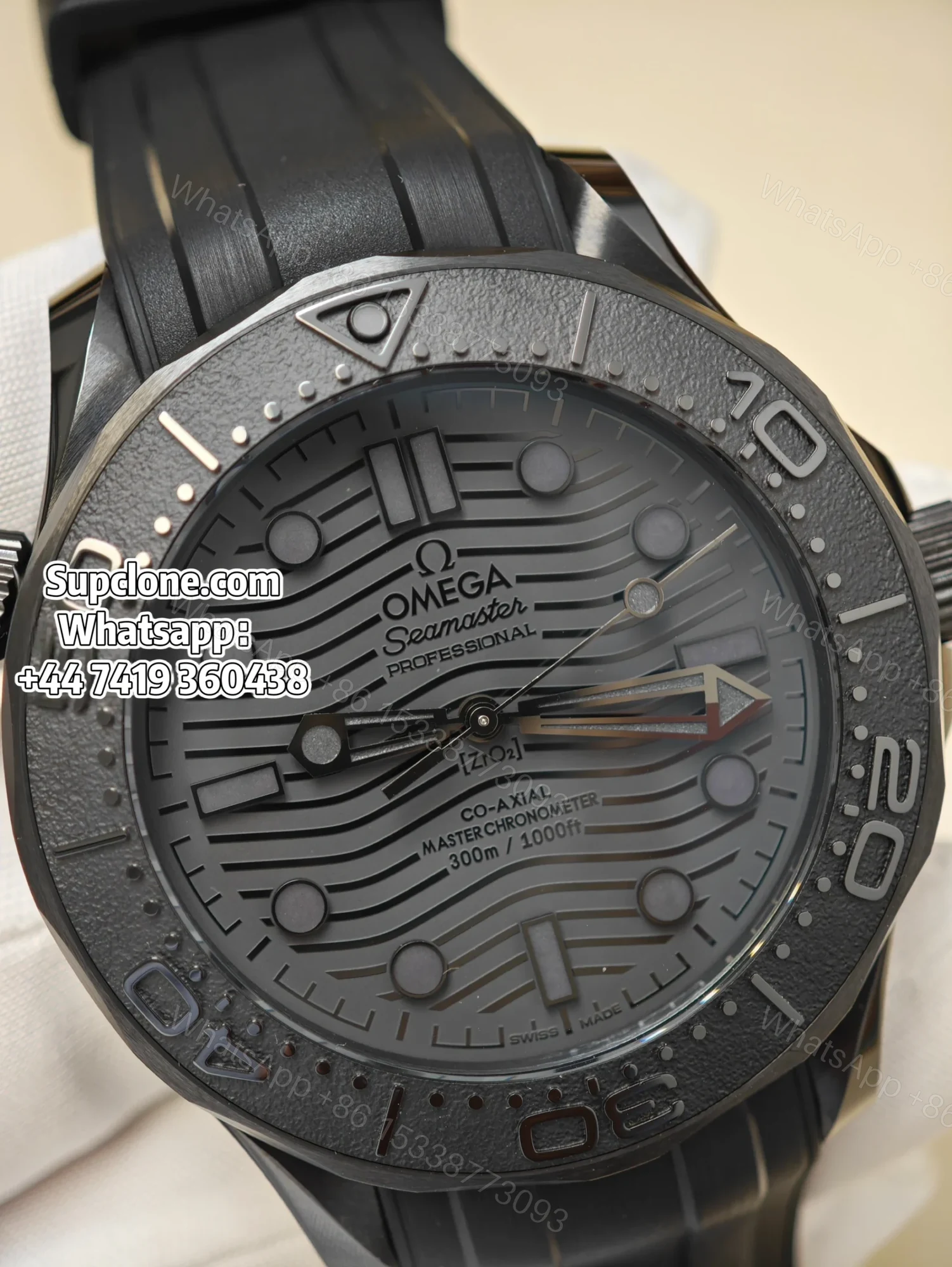 View 5 of Omega Super Clone Seamaster Diver 300M 43.5MM 210.92.44.20.01.003