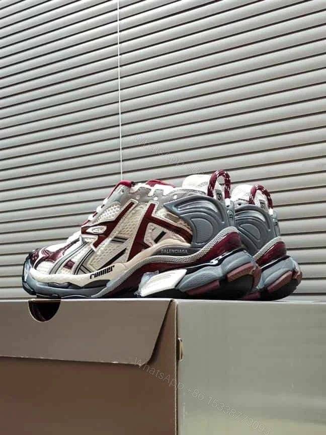 View 3 of BALENCIAGA MEN’S RUNNER SNEAKER – BB180