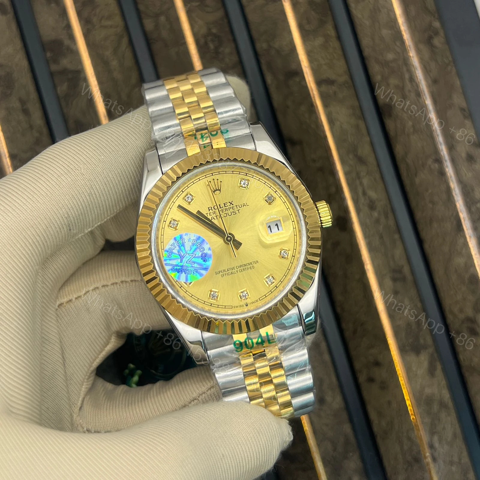Rolex Datejust 41 126333 Champagne Diamond Dial — view 1