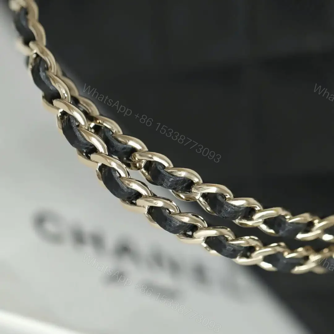 View 14 of 高仿Chanel*26S系列AP5182小球紋牛皮盒子包黑色免檢版