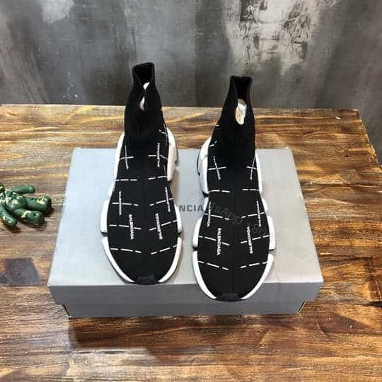 View 10 of BALENCIAGA SPEED 2.0 LOGO-PRINT SNEAKERS – BB152