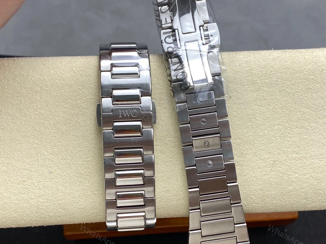 View 8 of IWC Ingenieur Teal Replica 40MM Premium Quick Release Steel Bracelet Edition RG-IWC-INGENIEUR-TEAL-40