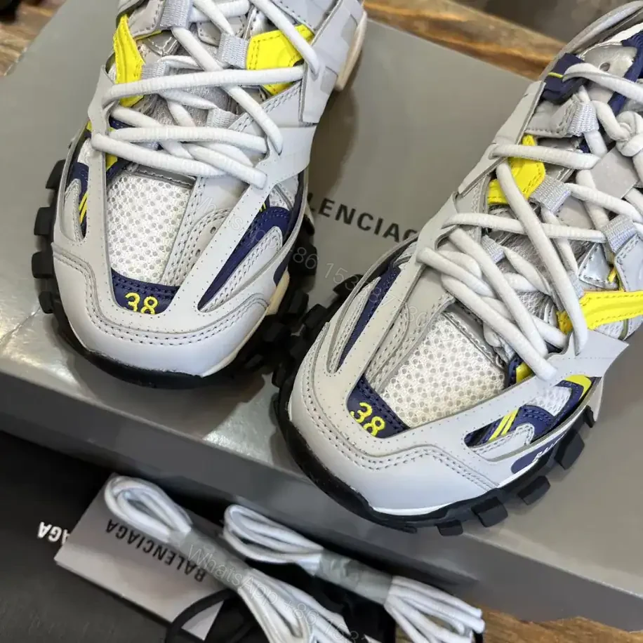 View 2 of BALENCIAGA TRACK SNEAKER – BB250