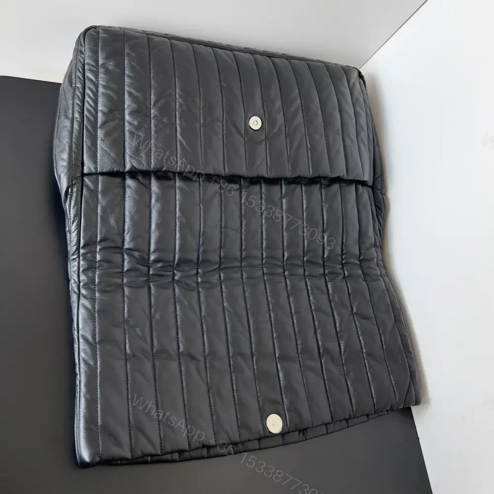 View 9 of 高仿Balenciaga*Monaco系列衍縫線牛皮單肩包m