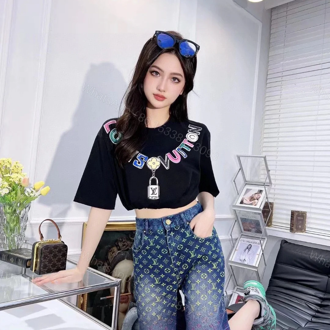 View 16 of 高仿LV*1AFR0026彩色項鏈LOGOT恤黑色