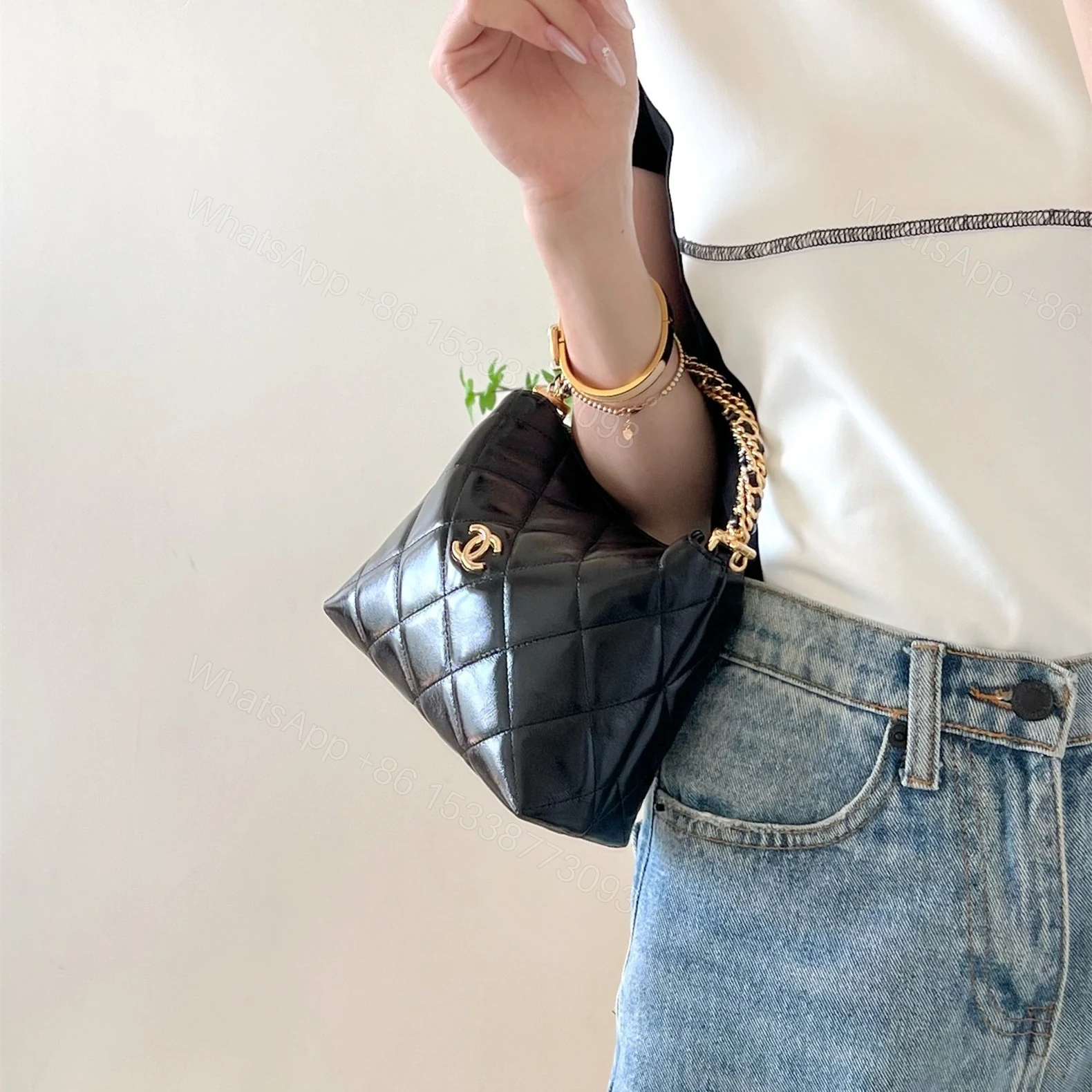 View 21 of 高仿Chanel*24B系列AS4066小羊皮飯盒包免檢版