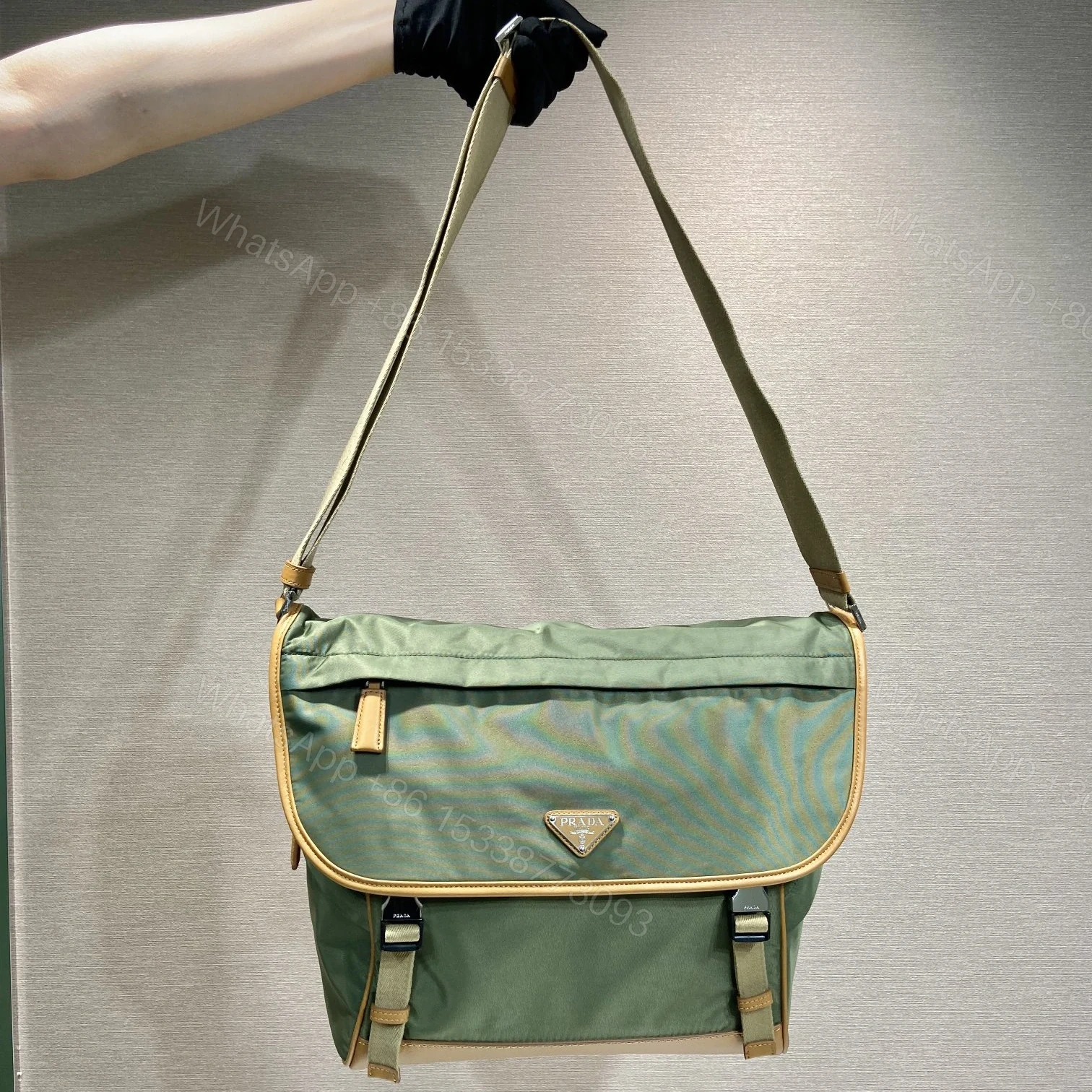 View 13 of 高仿Prada*ReEdition系列單肩包2VD052大號免檢版