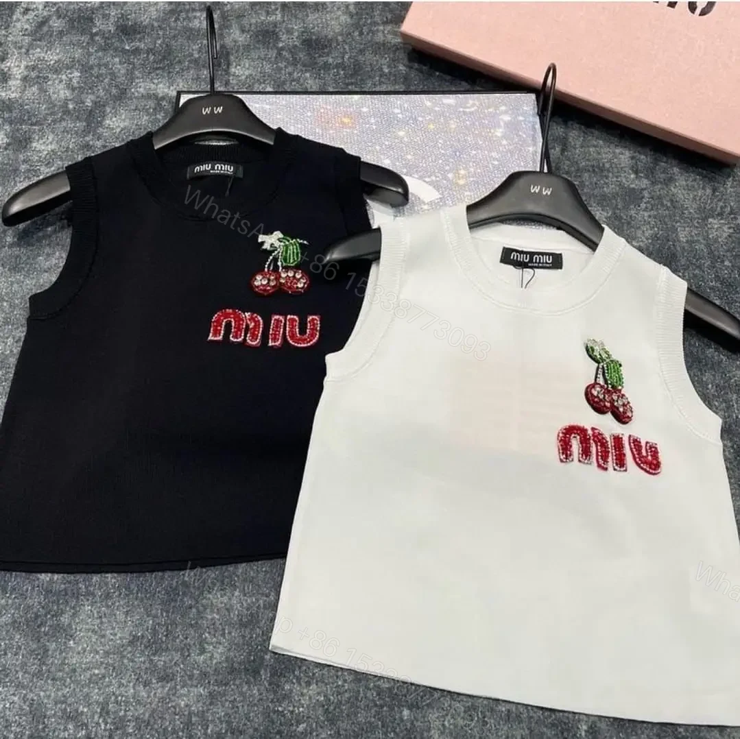 MIU MIU — view 1