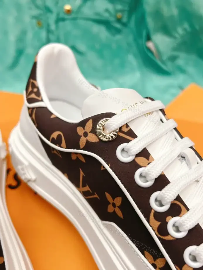 View 8 of LV TIME OUT SNEAKER – LSVM043