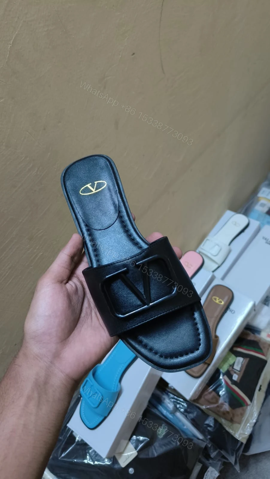 FIRST COPY Valentino Slides For Women — view 1