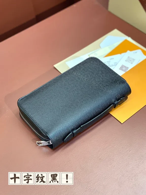 View 8 of Chic Black Textured Wallet â€” Lux Crosshatch, Compact