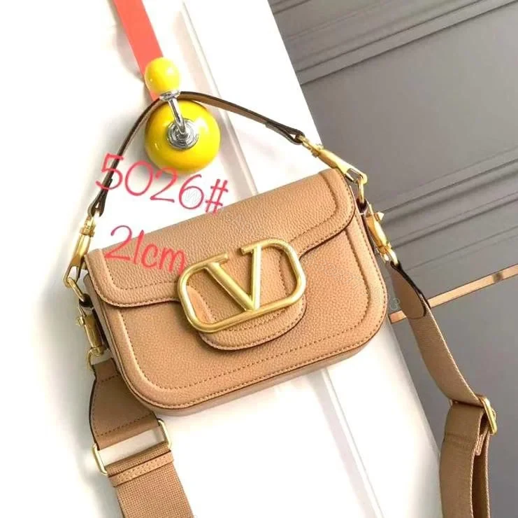 Design Leather Alltime Shoulder Bag – Dubai Fashion LUX — view 1
