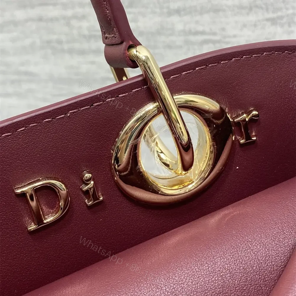 View 6 of 高仿Dior*26SS系列M0732RTU新款徽標手提包酒紅色免檢版