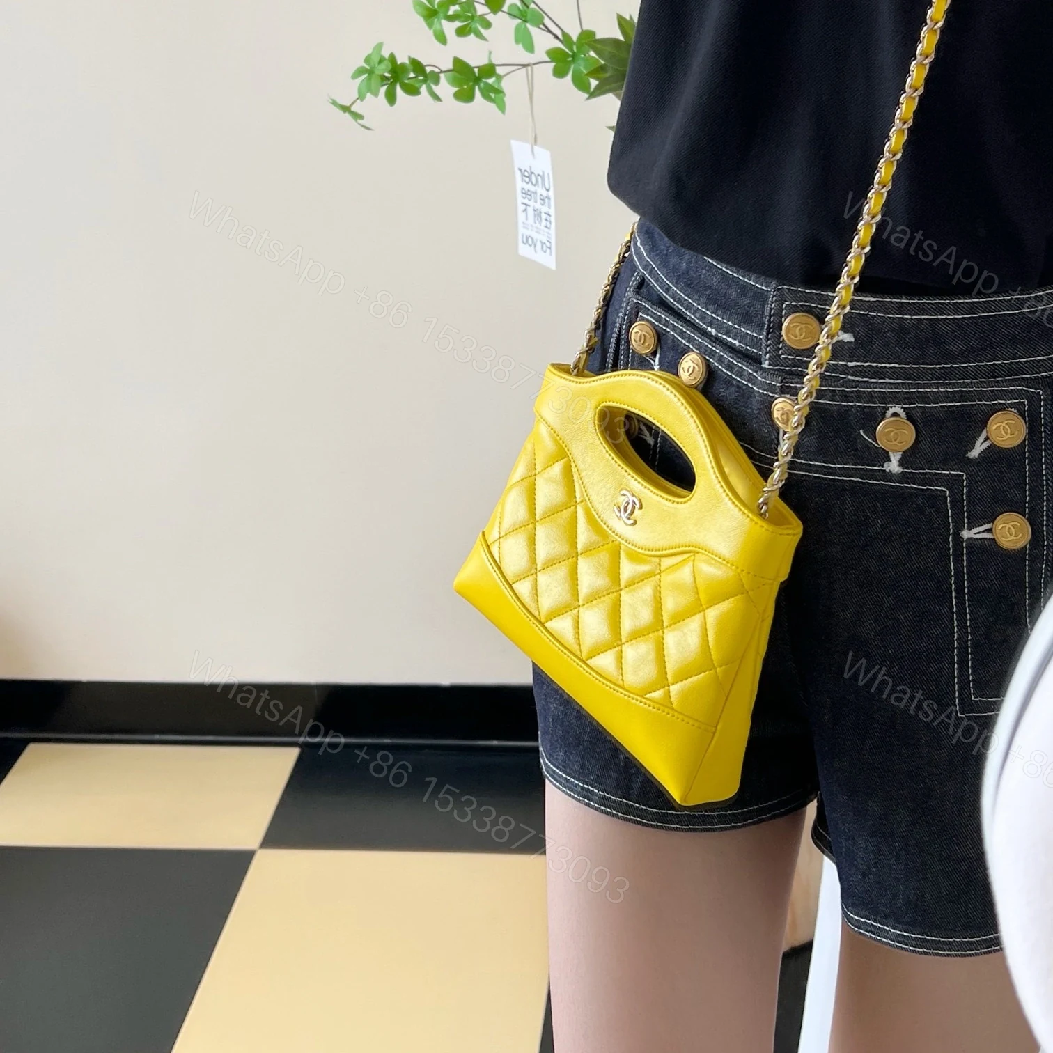 View 15 of 高仿Chanel*24S春夏系列AP3656單肩包黃色免檢版