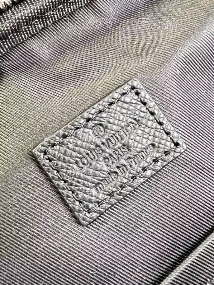 View 10 of LOUIS VUITTON AVENUE BACKPACK – LBV376