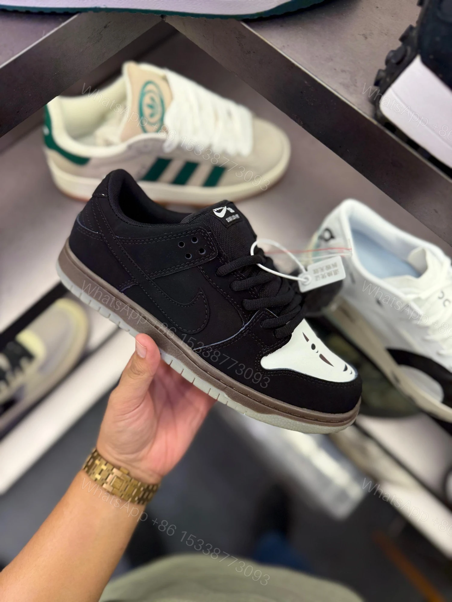 FIRST COPY NIKE SB DUNK LOW NO FACE FOR MEN — view 1