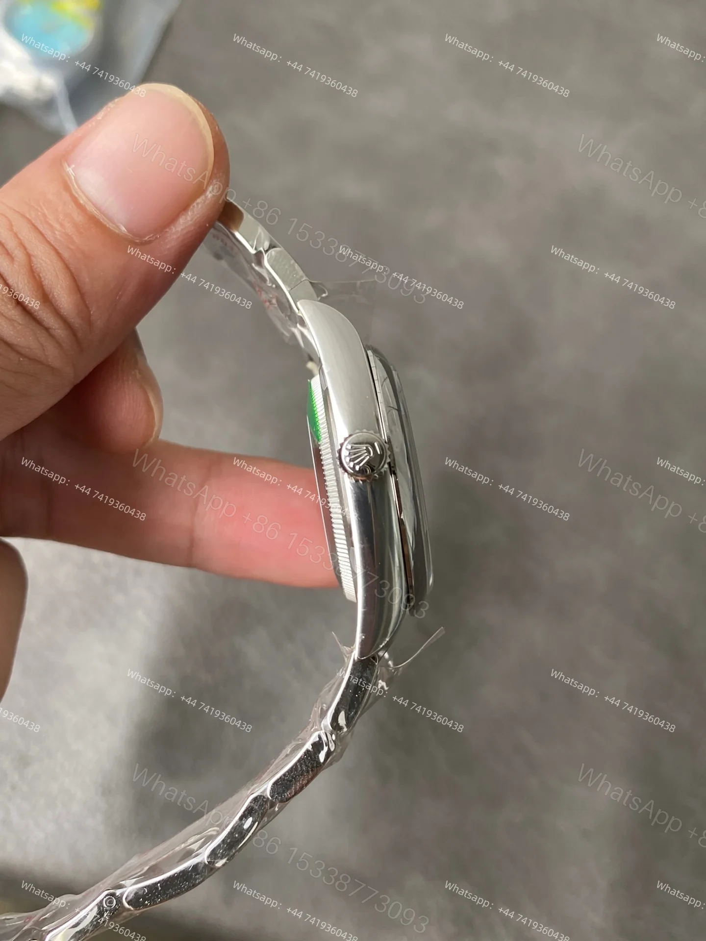 View 6 of Rolex Super Clone Oyster Perpetual M126000-0001 Silver Dial 36MM 3230 Movement