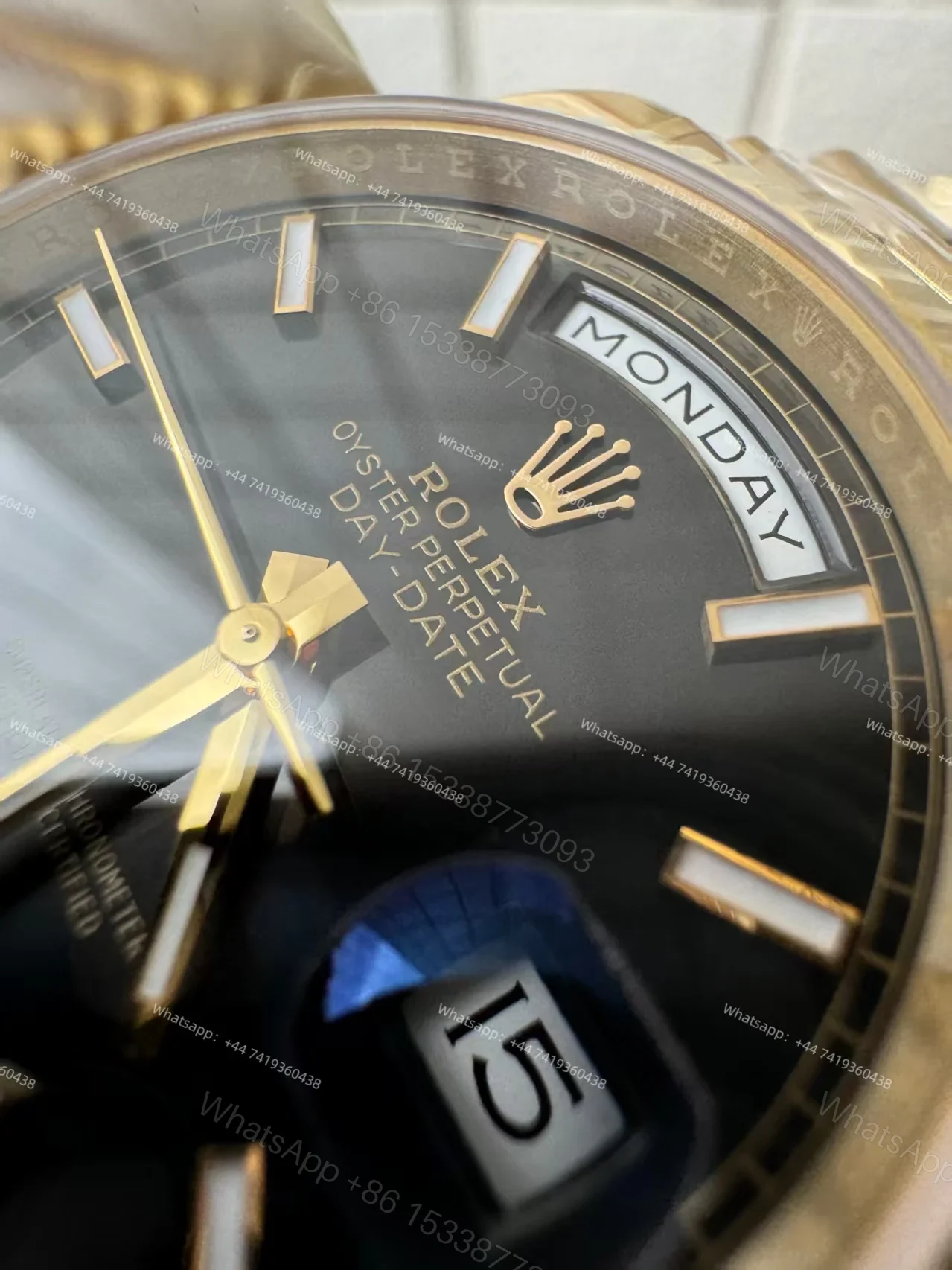 View 5 of Rolex Day-Date M228238-0067 1:1 Replica Gold Black Dial 40MM 3255 Movement Presidential Bracelet Super Clone Watch