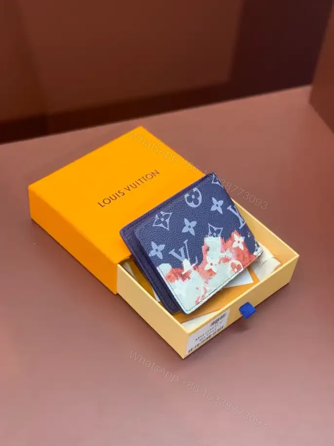 View 3 of LV MULTIPLE WALLET- RRG082