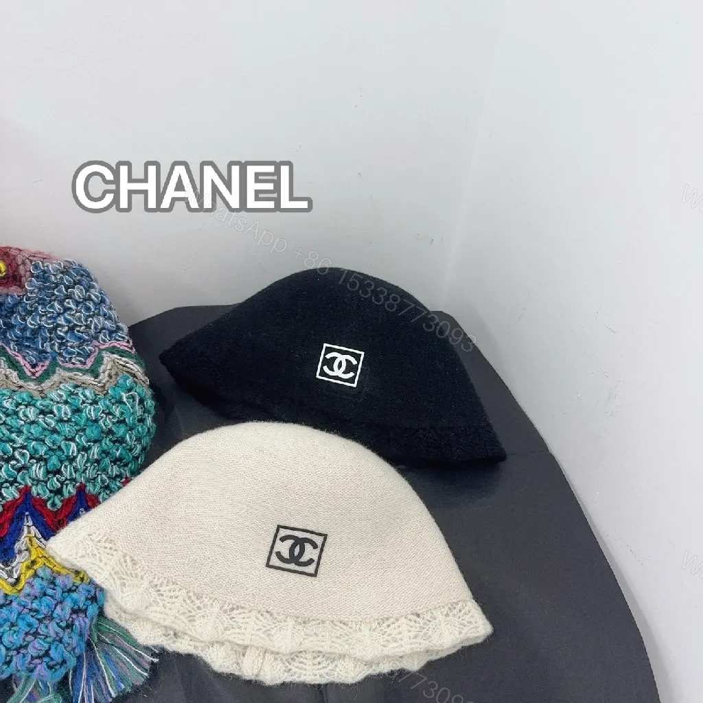 Subtle Luxe Knit Beanie: Warmth, Lace-Trim Edge, Black/Ivory — view 1