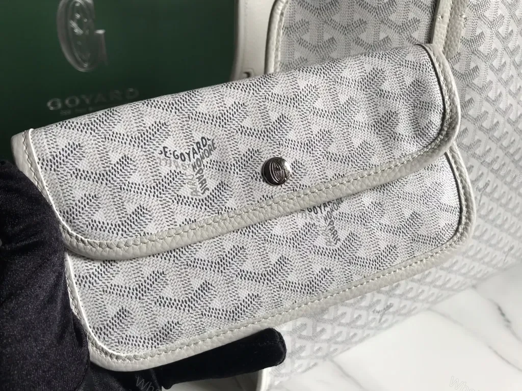 View 7 of Premium Goyard-Style Satchel: Sculpted Texture & Craftsmanship