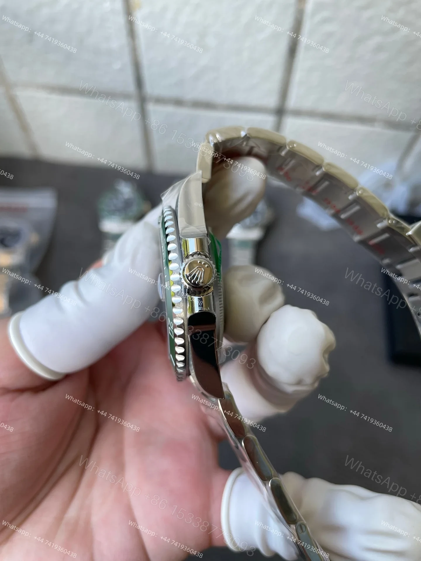 View 7 of Rolex Super Clone Watches 1:1 Hulk Submariner 116610LV