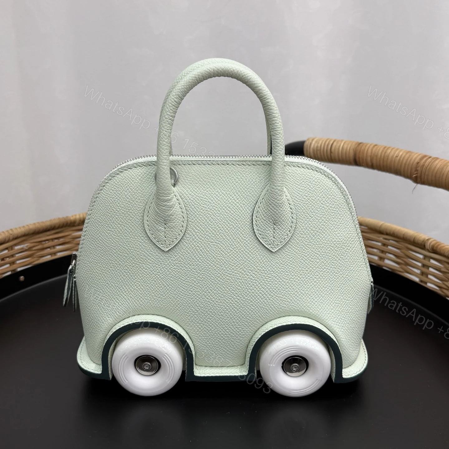 Hermes 一比一 女款 Mini Bolide 小車包 薄荷綠清新款 — view 1