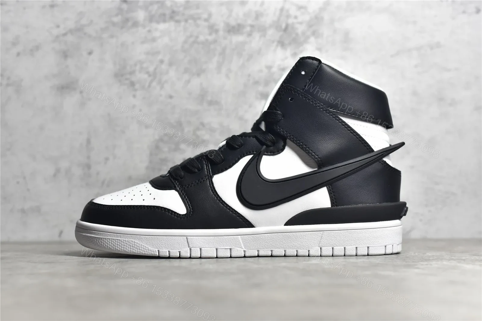 DUNK SB HIGH x AMBUSH “BLACK” — view 1
