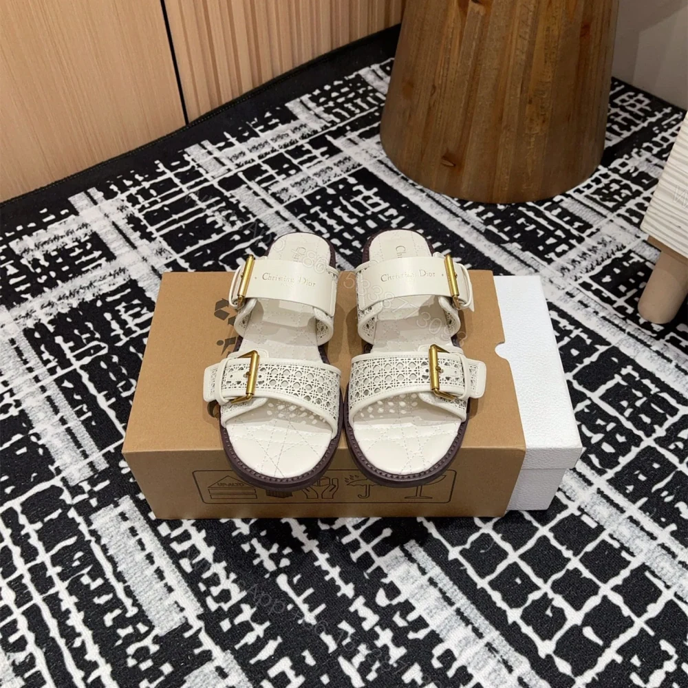高仿Dior*D-Avenue系列KCO196圓頭塔扣一字拖鞋白色免檢版 — view 1