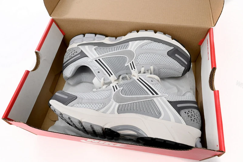 View 2 of Nike Air Zoom Vomero 5 Grie Ge FD9919-001