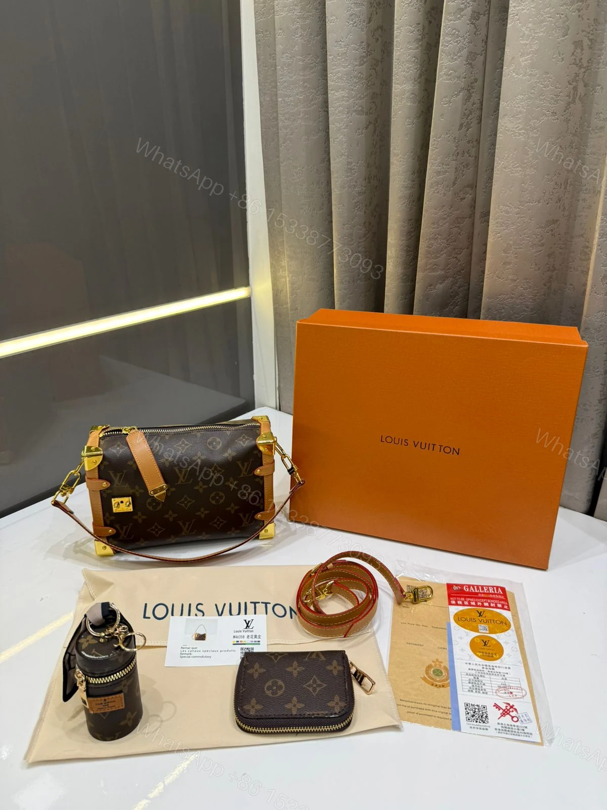 View 6 of FIRST COPY LOUIS VUITTON MM MONOGRAM GIFT SET COMBO