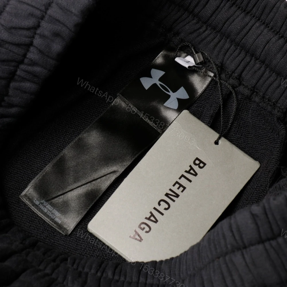 View 9 of 高仿Balenciaga聯名UnderArmour系列SS25款短褲黑色