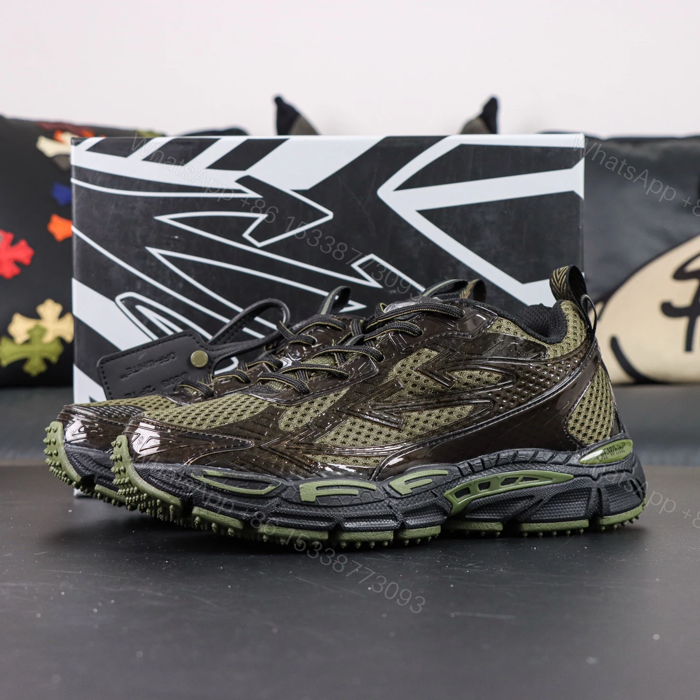 Off White Be Right Back Black Olive — view 1