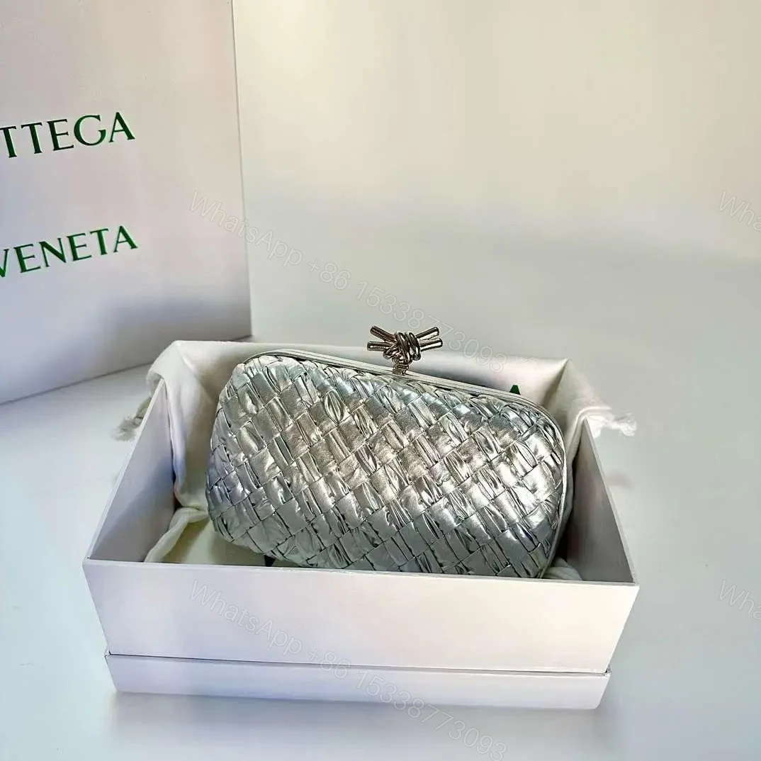 BOTTEGA — view 1