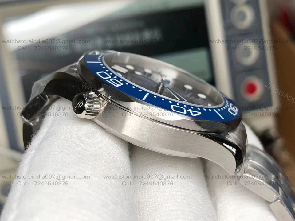 View 8 of Best Omega Seamaster Diver Super Clone Replica Watches