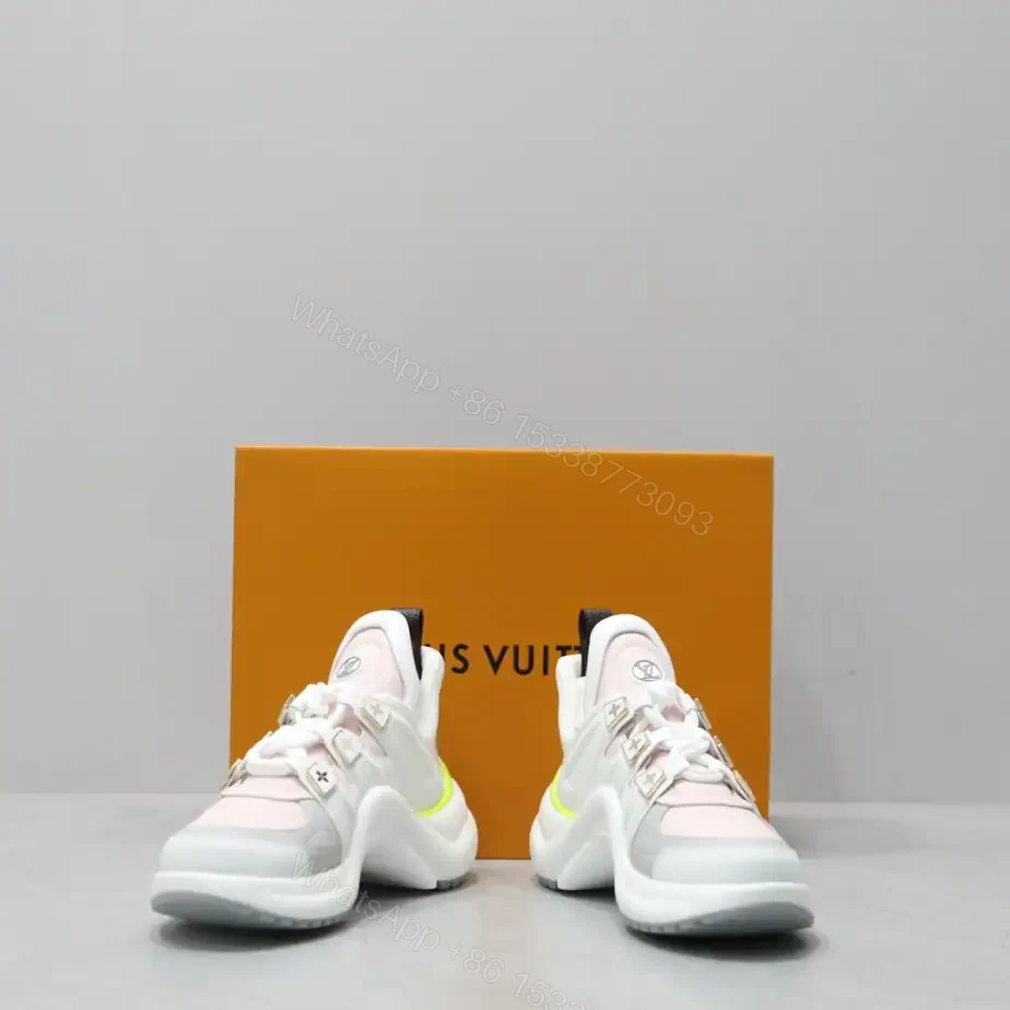 View 7 of LV ARCHLIGHT SNEAKER – LSVM014