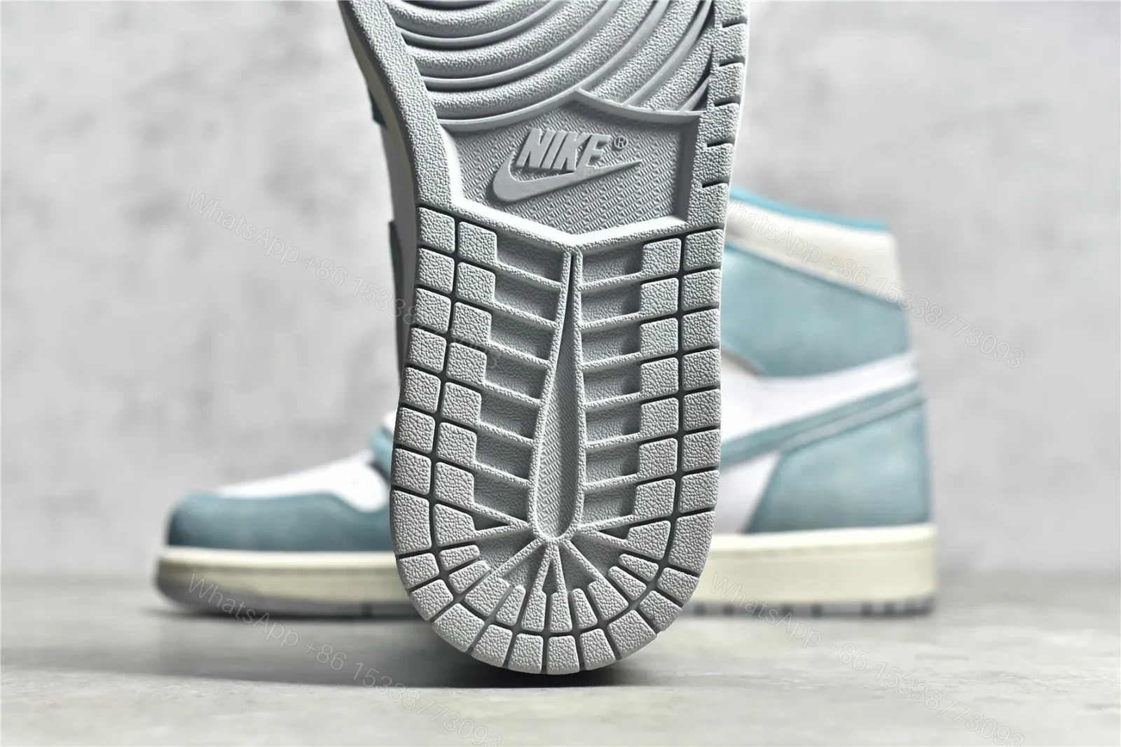 View 8 of Air Jordan 1 Retro High “Turbo Green” Reps