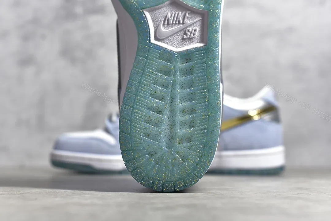 View 9 of NIKE DUNK SB LOW SEAN CLIVER Replicas