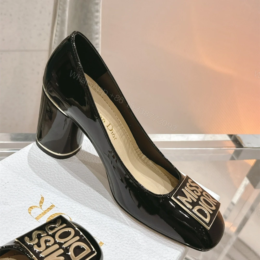 View 4 of 高仿Dior*Miss系列KCX321方頭LOGO金屬扣高踭單鞋黑色免檢版