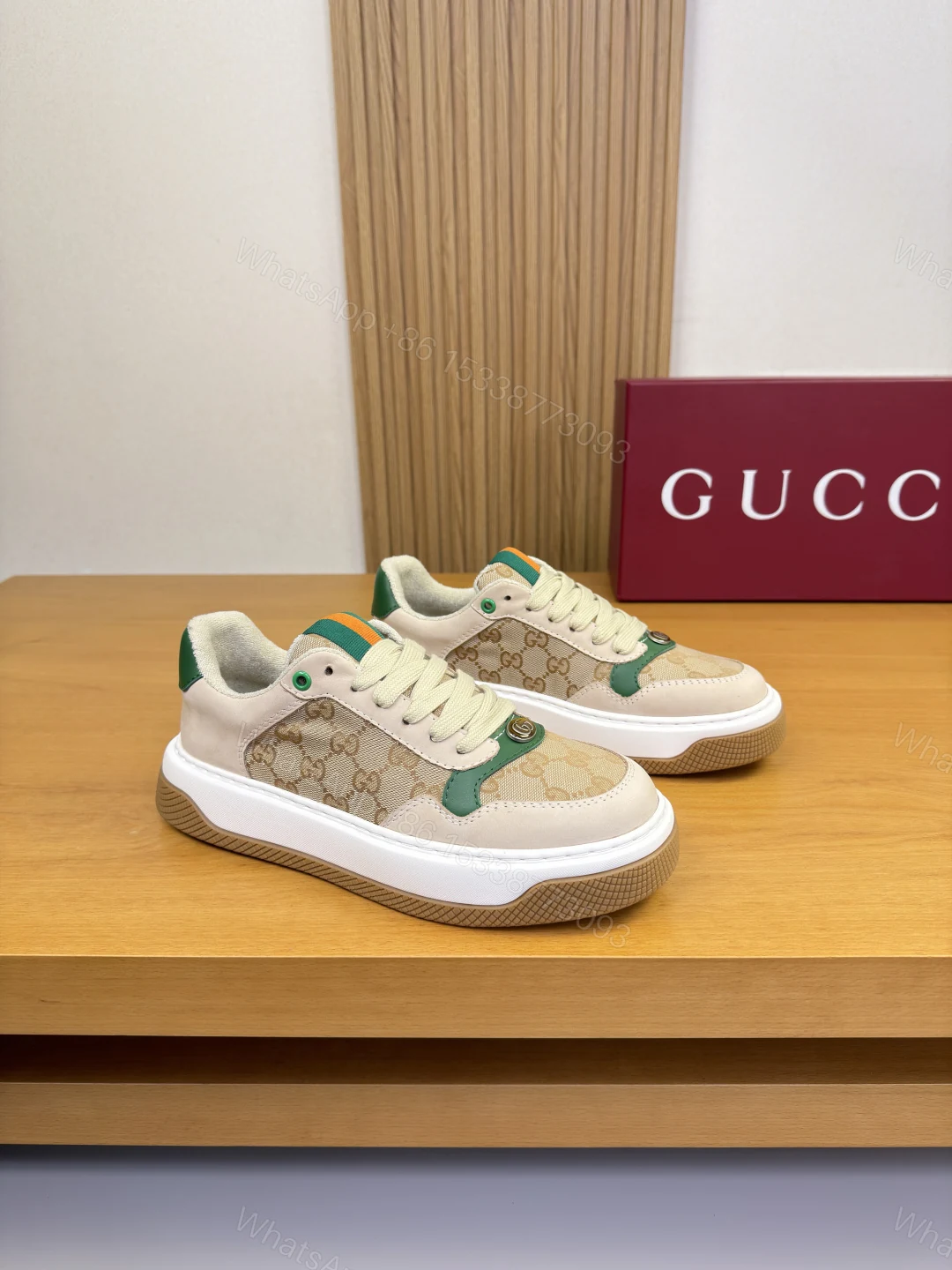 Gucci高仿男士帆布拼皮運動鞋 綠標點綴卡其色復古鞋型 — view 1